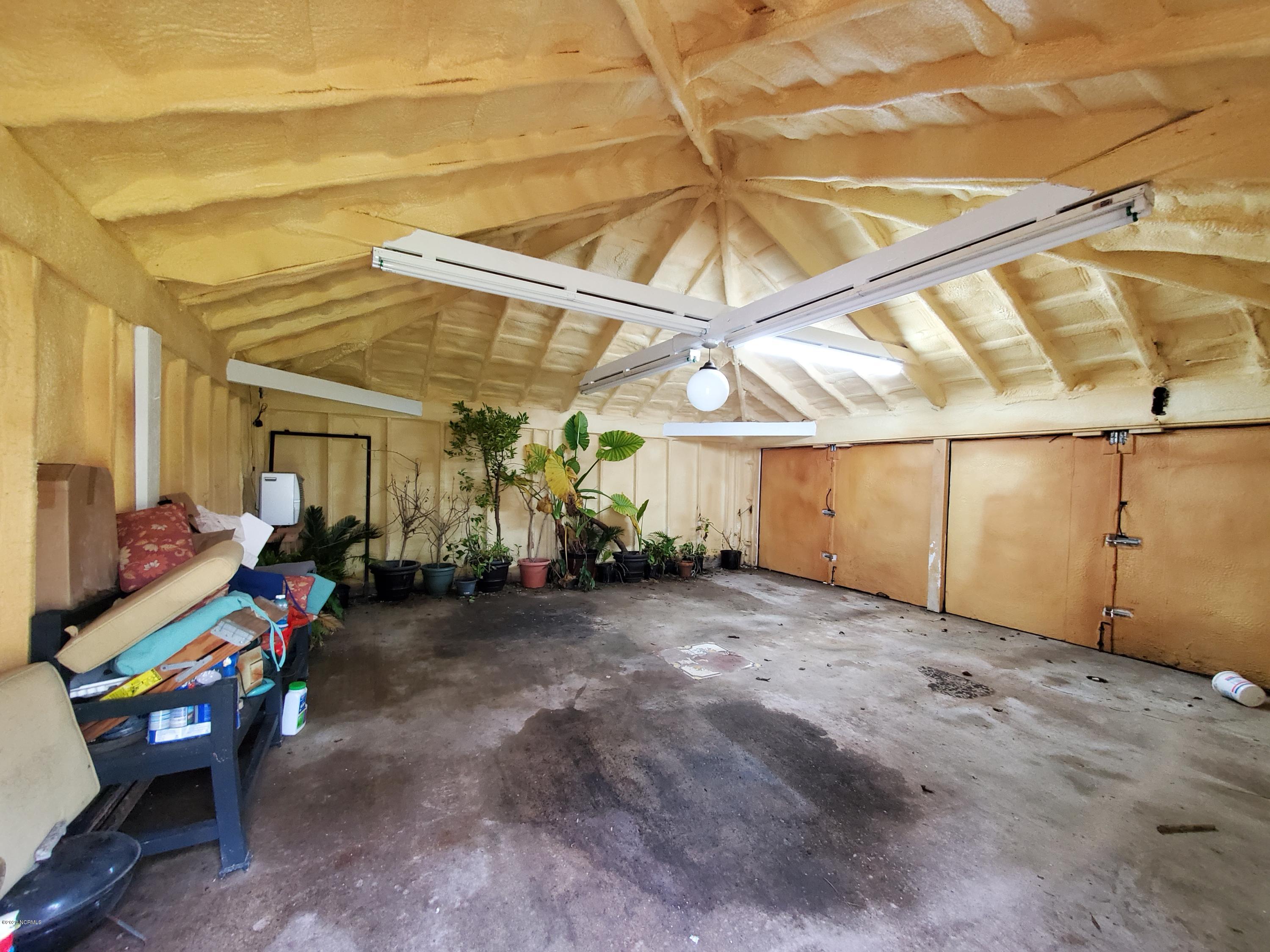 886 Golf Course Road Whiteville, NC 28472 - Photo 17 of 36 2-Car Garage