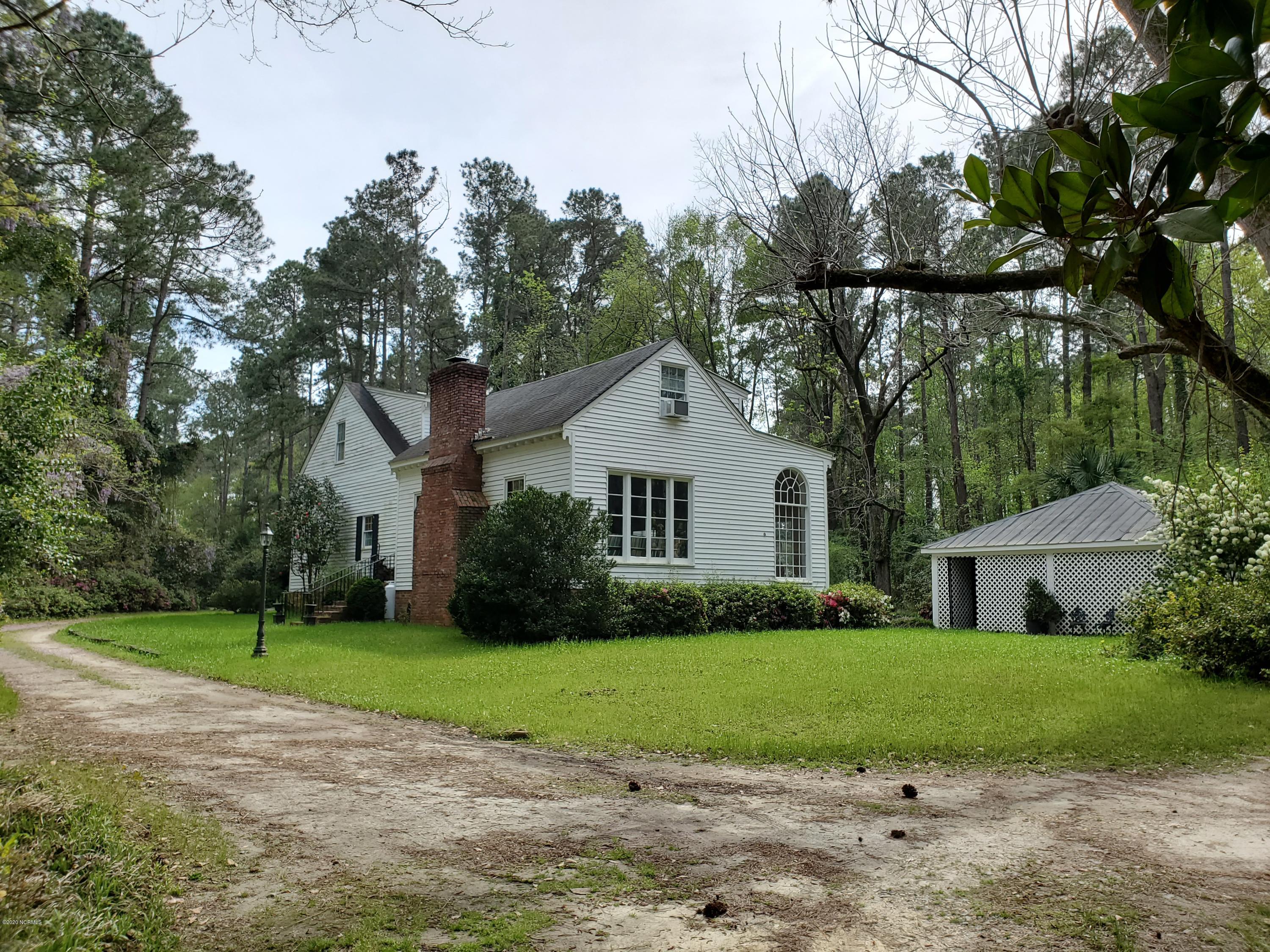 886 Golf Course Road Whiteville, NC 28472 - Photo 20 of 36 Backyard