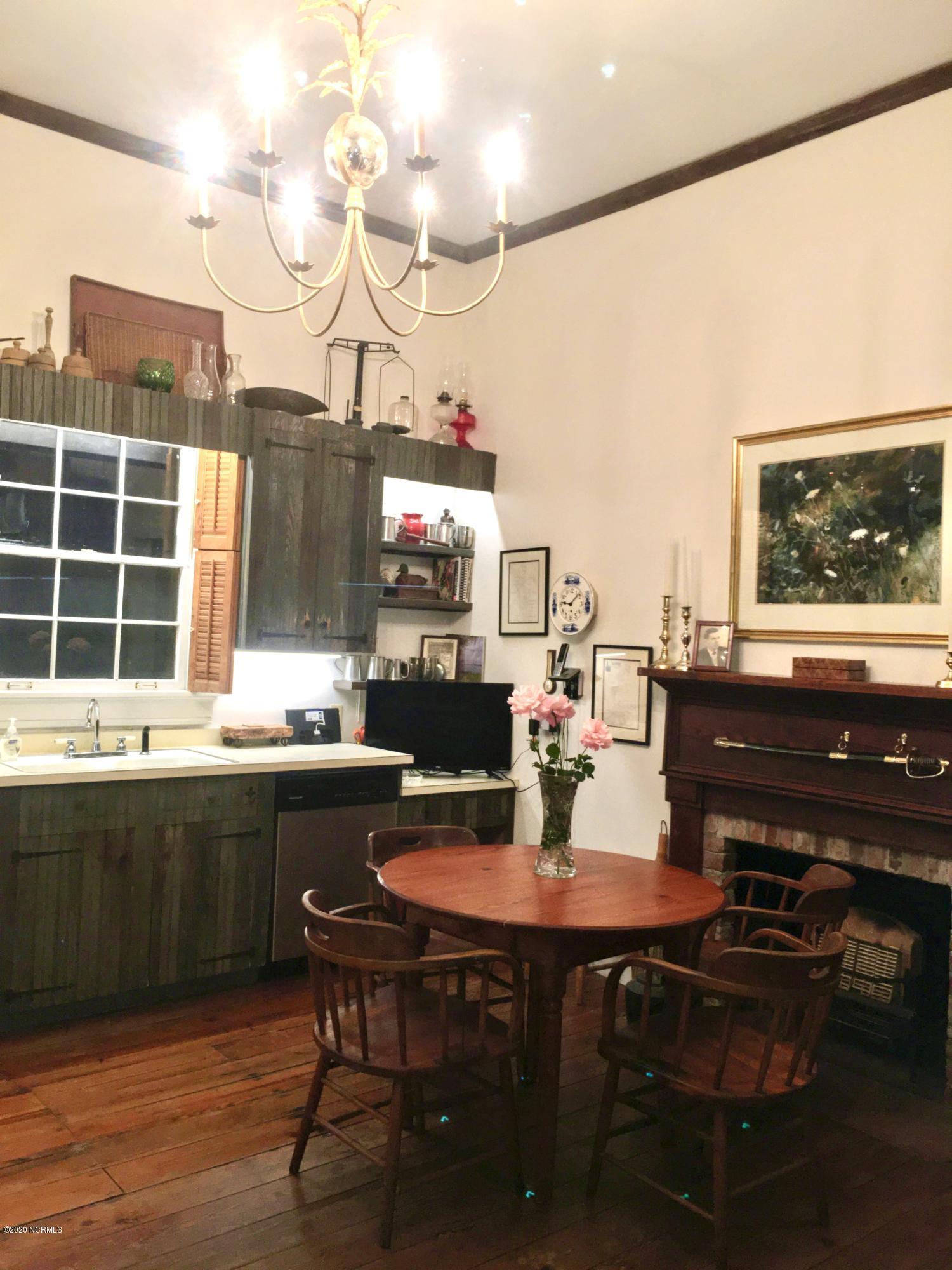 886 Golf Course Road Whiteville, NC 28472 - Photo 8 of 36 Kitchen