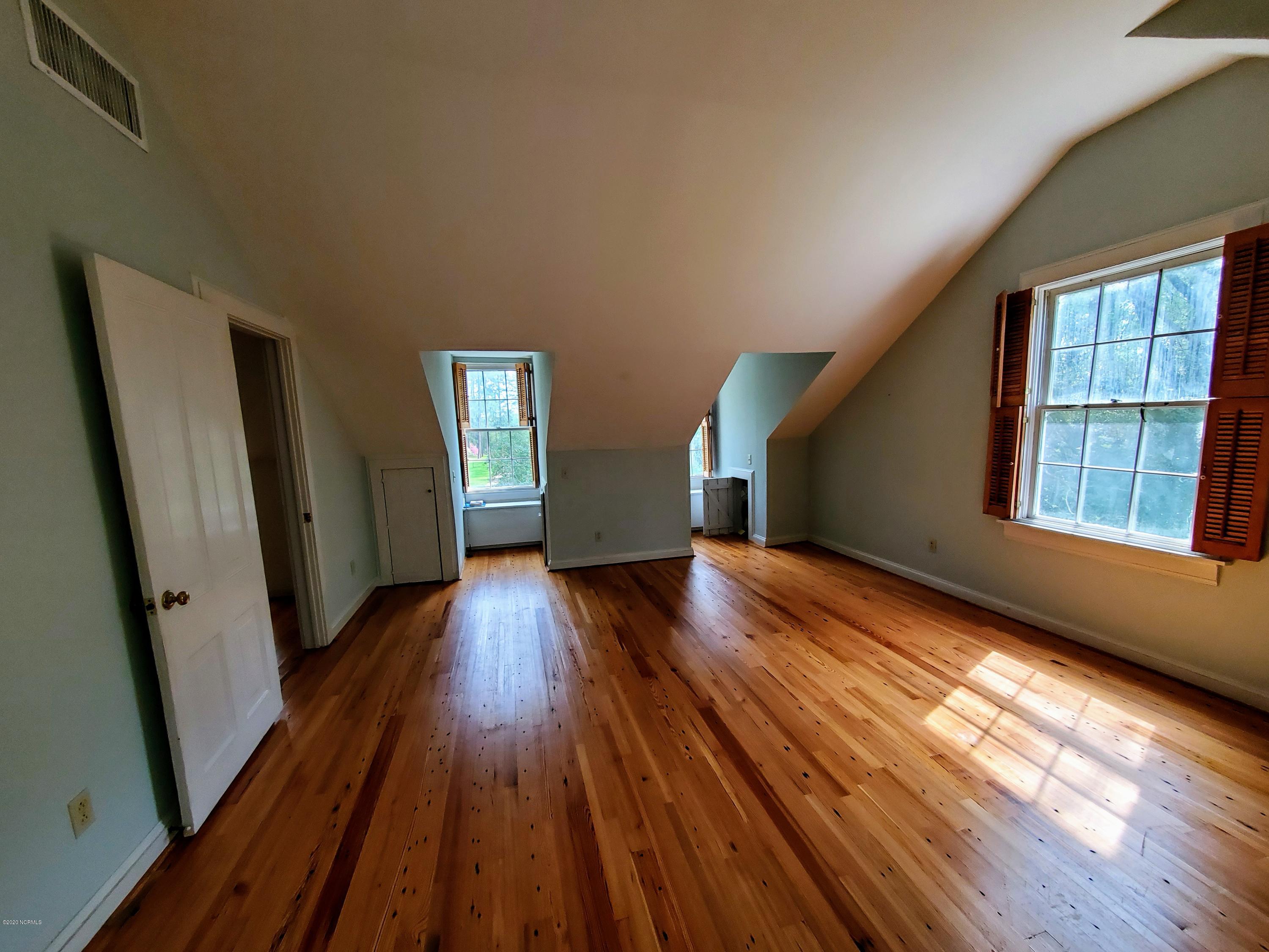 886 Golf Course Road Whiteville, NC 28472 - Photo 9 of 36 2nd Floor Bedroom