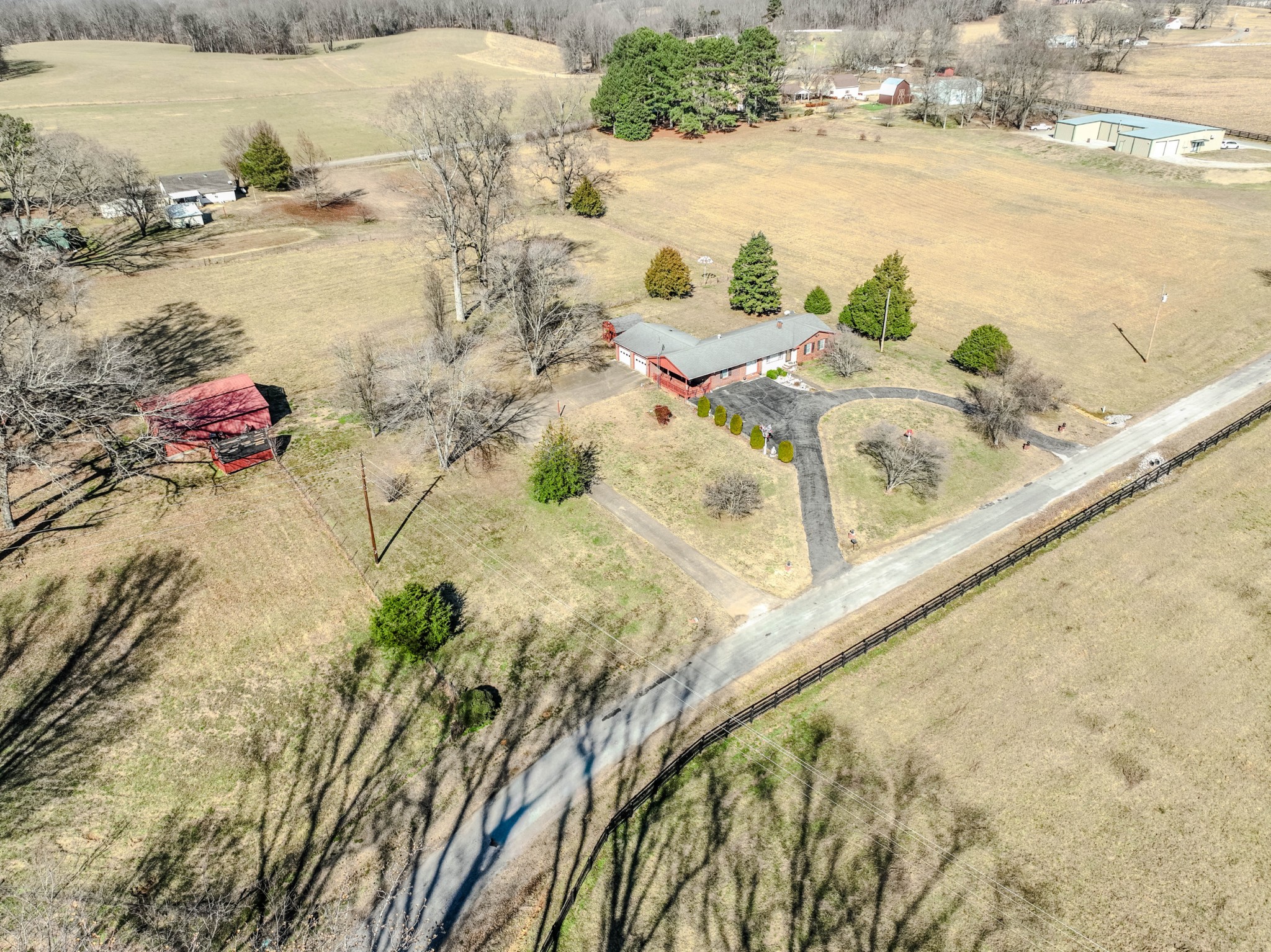 25 Peters Lane Loretto, TN 38469 - Photo 14 of 44 a view of beach and ocean
