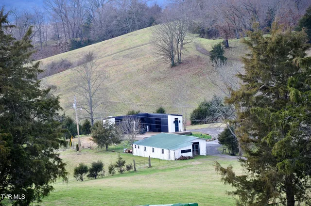 $1,400,000 | 760 Church Road, Fall Branch, TN 37656