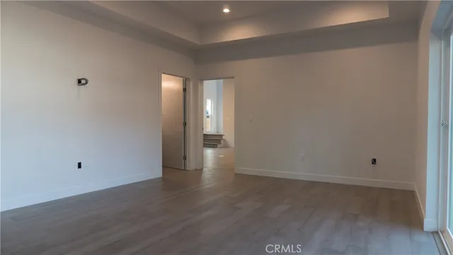 $3,995 | 6848 Encino Avenue, Van Nuys, CA 91406