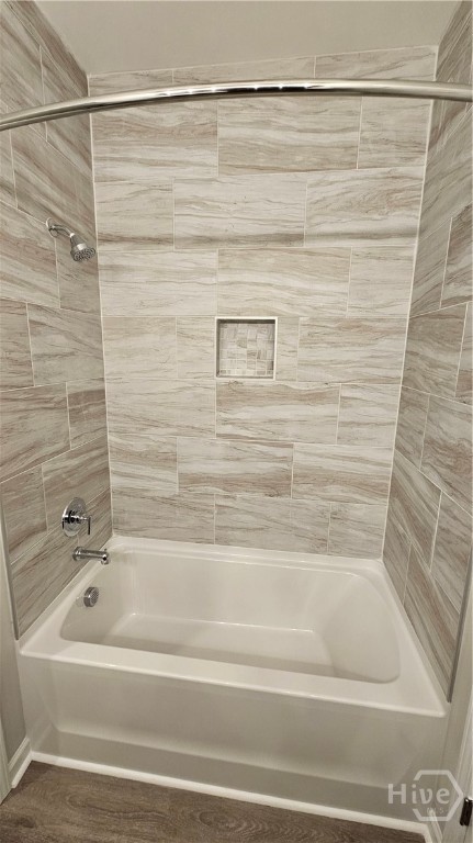 175 Champlain Drive Pooler, GA 31322 - Photo 27 of 36 Upstairs Tub