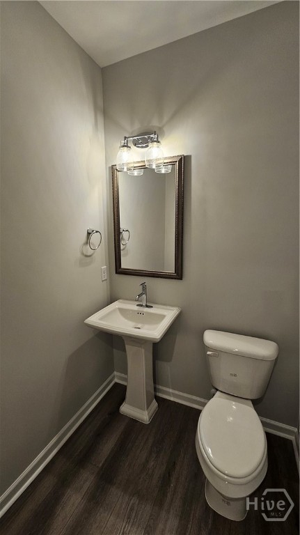 175 Champlain Drive Pooler, GA 31322 - Photo 9 of 36 Powder Bath