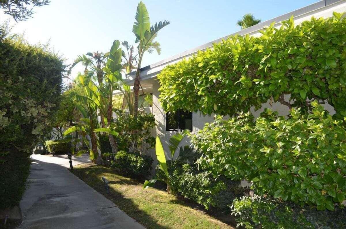 130 West Racquet Club Road, Unit 412 Palm Springs, CA 92262 - Photo 19 of 21 e032055c(1)