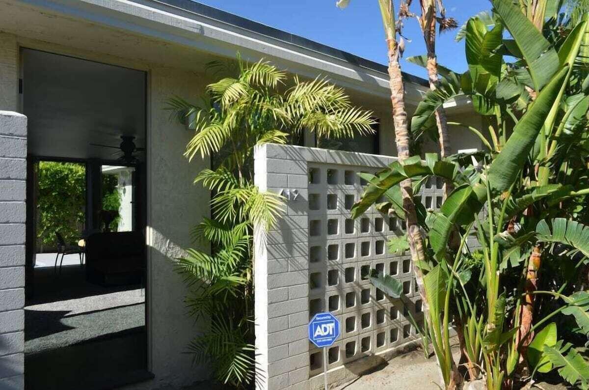 130 West Racquet Club Road, Unit 412 Palm Springs, CA 92262 - Photo 5 of 21 106e9082(1)