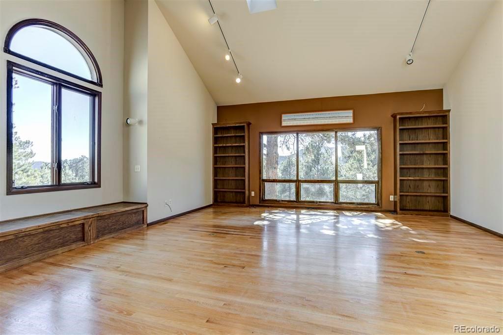 6923 Peaceful Hills Road Morrison, CO 80465 - Photo 7 of 35 Gallery Image 7