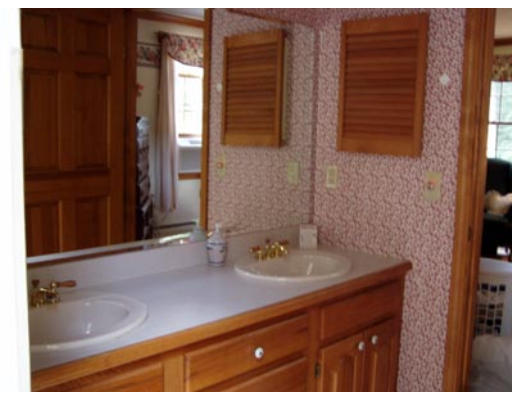 36 Stoneybrook Road Charlton, MA 01507 - Photo 17 of 19 Gallery Image 17