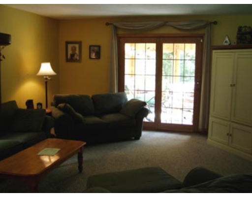 36 Stoneybrook Road Charlton, MA 01507 - Photo 9 of 19 Gallery Image 9