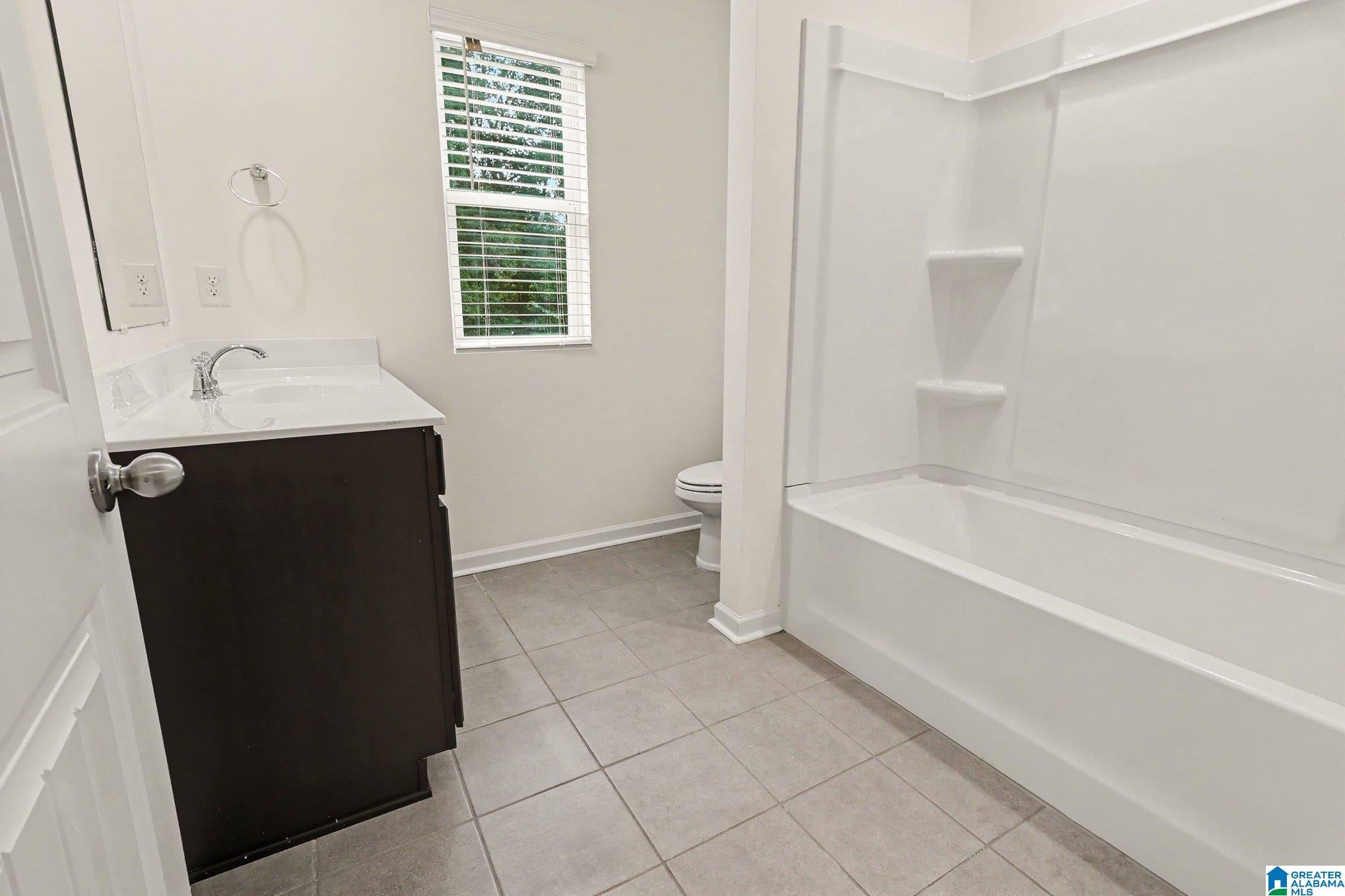 1056 Timberline Ridge Calera, AL 35040 - Photo 18 of 44 Gallery Image 18
