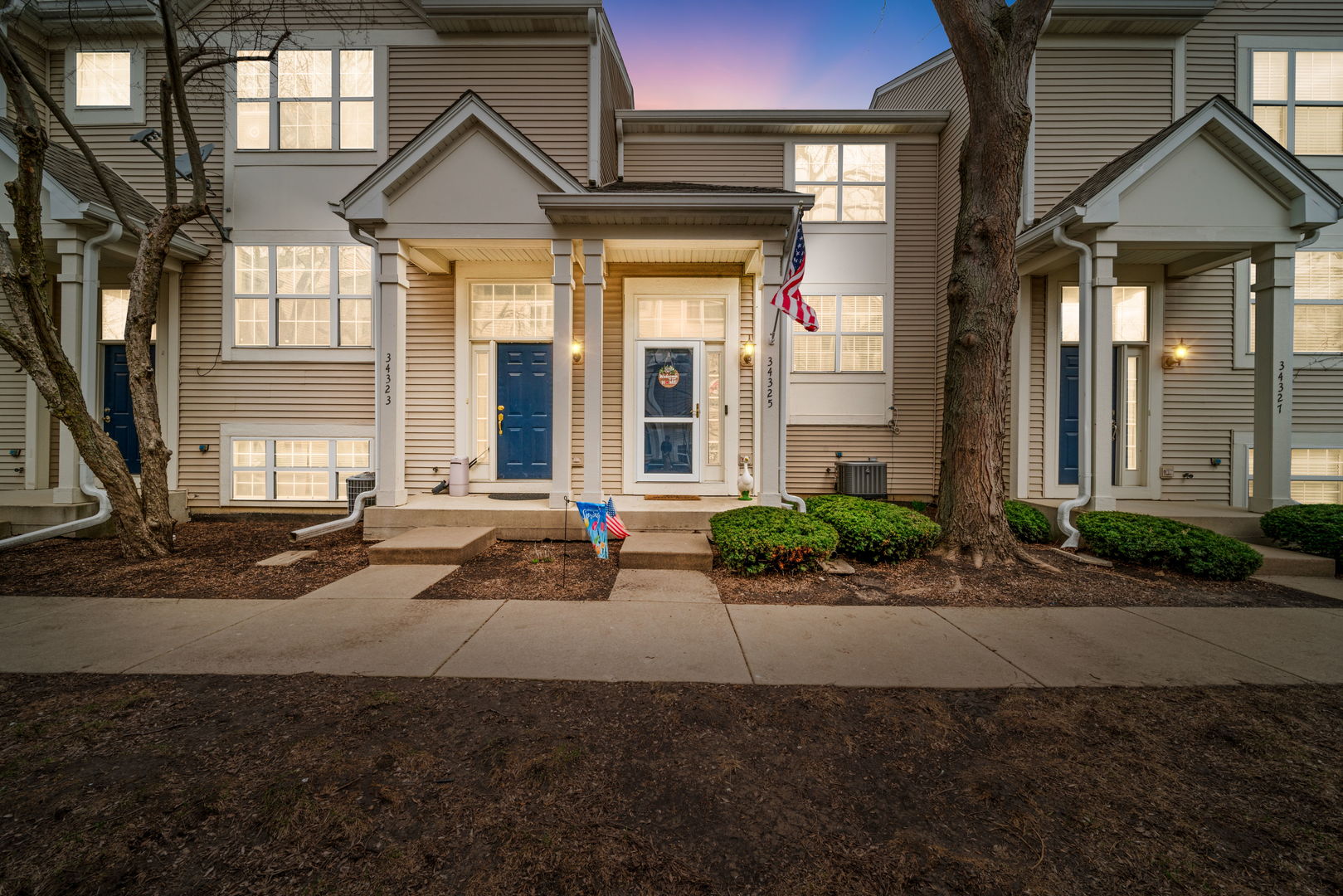 34325 North Barberry Road Round Lake, IL 60073 - Photo 2 of 21 a front view of a house