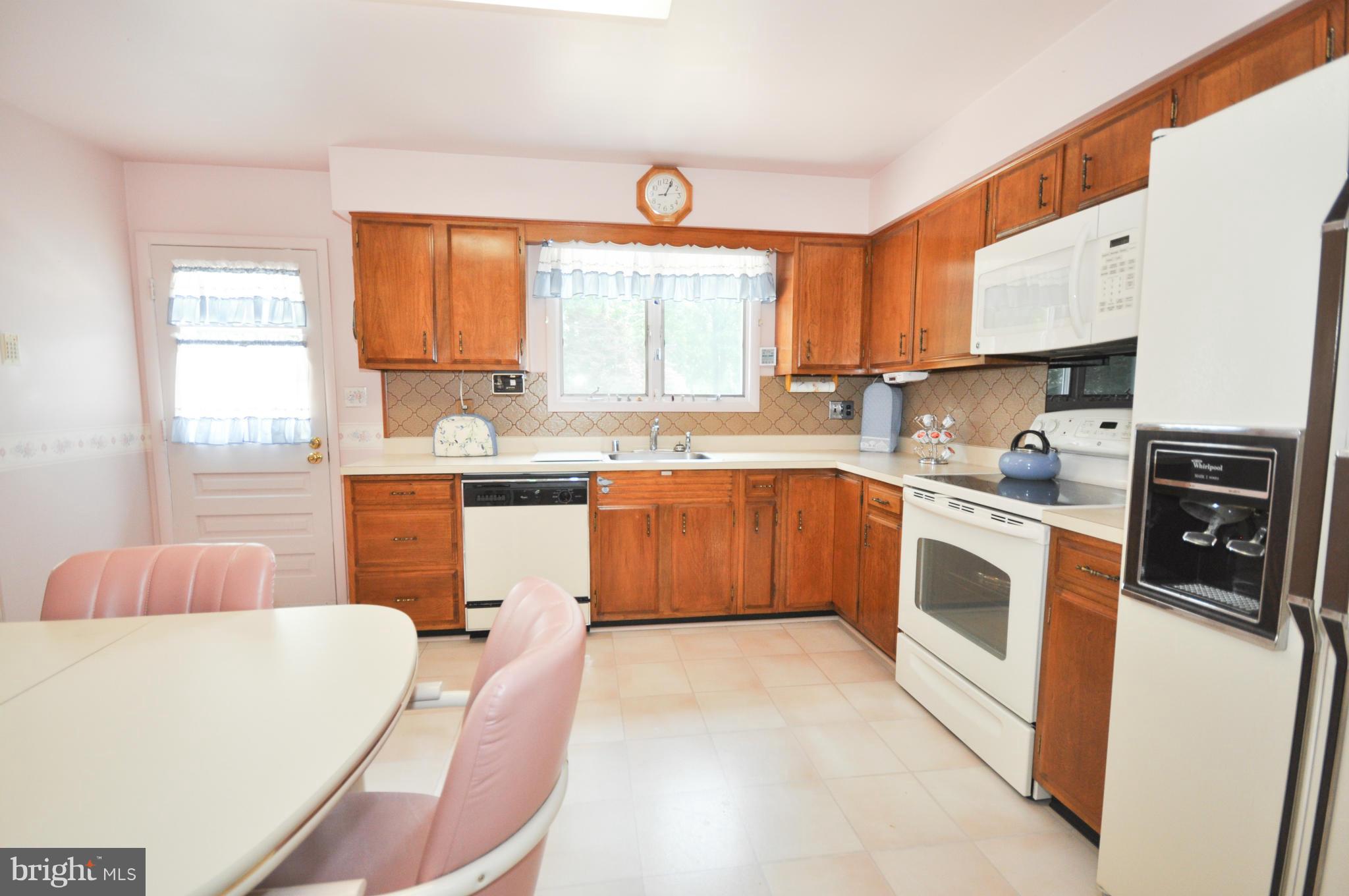 1305 Terry Way Fallston, MD 21047 - Photo 7 of 30 Kitchen