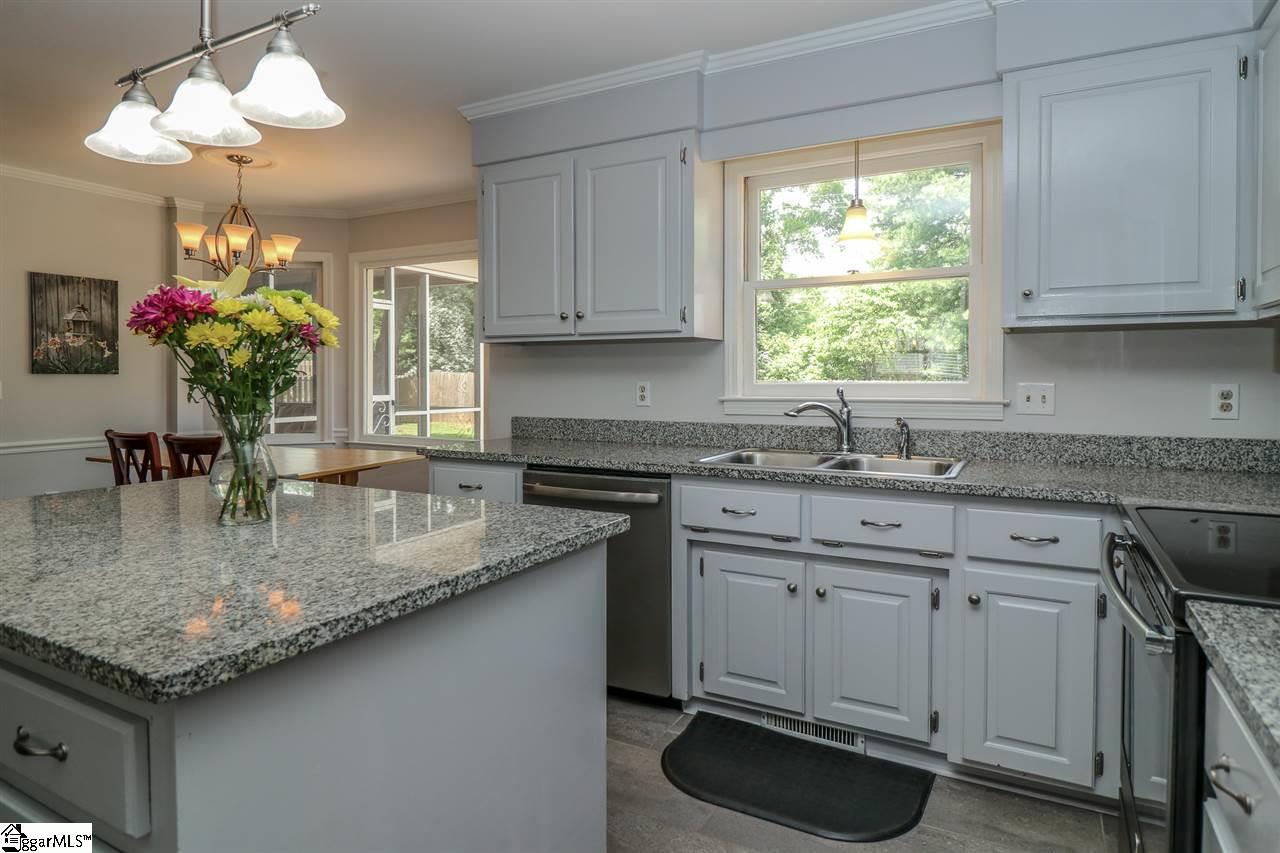 308 Water Mill Road Greer, SC 29650 - Photo 6 of 36 Gallery Image 6