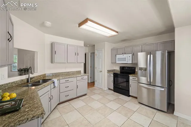 $414,900 | 3245 Chestnut Glen Lane, Colorado Springs, CO 80918