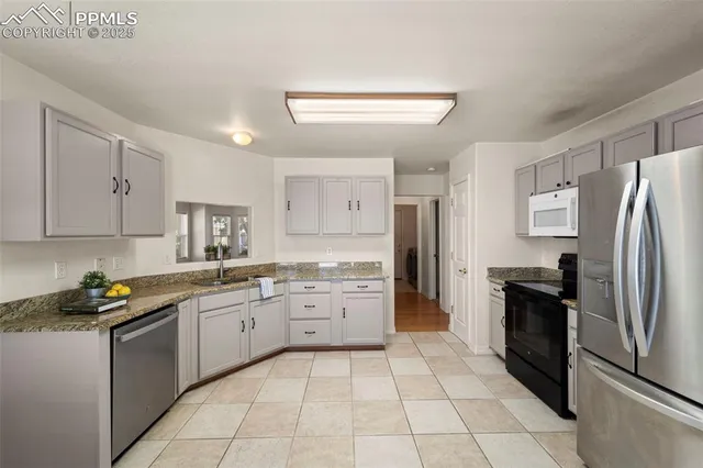 $414,900 | 3245 Chestnut Glen Lane, Colorado Springs, CO 80918