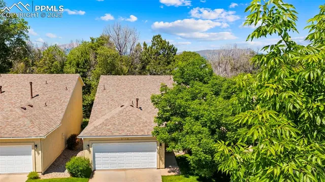 $414,900 | 3245 Chestnut Glen Lane, Colorado Springs, CO 80918