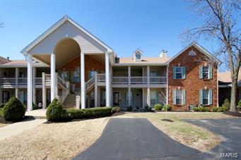 572 Oak Ridge Trails Court Ballwin, MO 63021 - Photo 1 of 18 Gallery Image 1