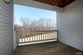 572 Oak Ridge Trails Court Ballwin, MO 63021 - Photo 3 of 18 Gallery Image 3