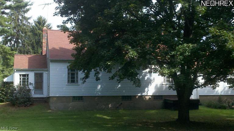 1186 Krumroy Road Akron, OH 44306 - Photo 4 of 14 Back of house