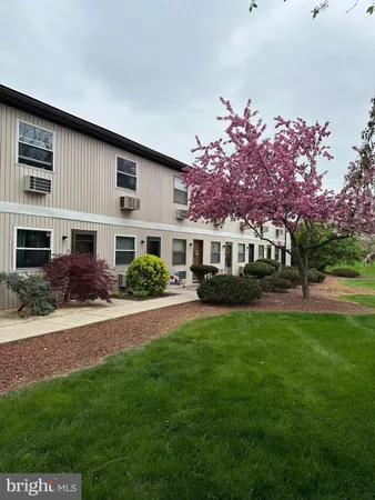 $189,900 | 1338-C West Wyomissing Boulevard, West Lawn, PA 19609