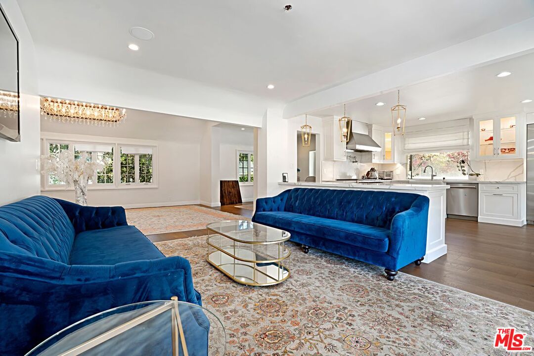 507 Foothill Road Beverly Hills, CA 90210 - Photo 15 of 36