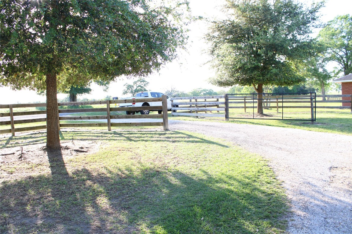 644 FM 2679 Road Brenham, TX 77833 - Photo 5 of 31