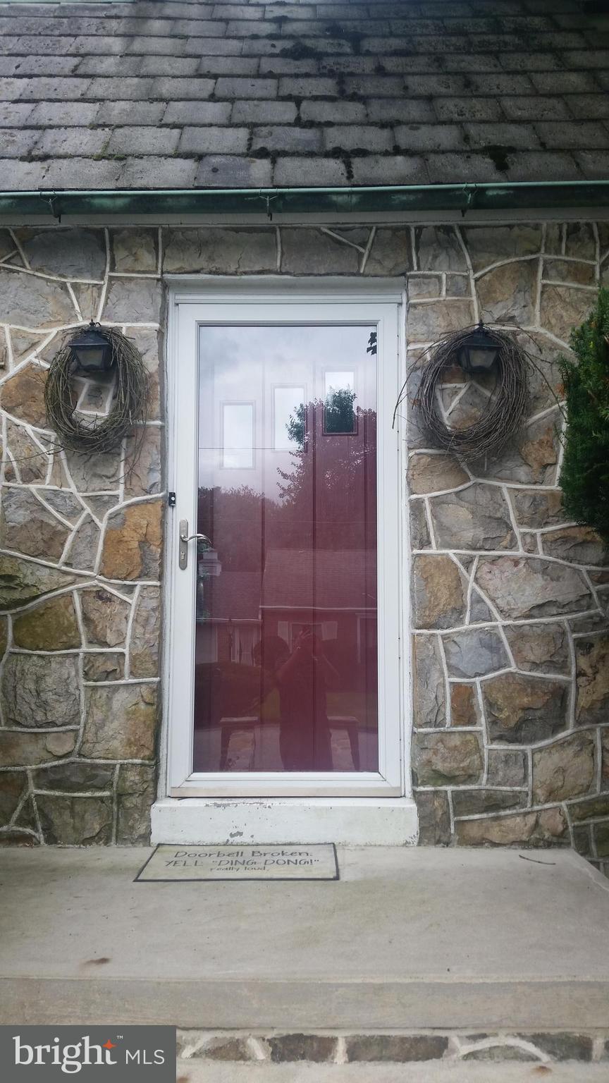 1000 Grandview Road York, PA 17403 - Photo 3 of 46 Gallery Image 3