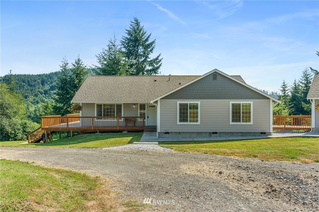 994 Lincoln Creek Road Rochester, WA 98579 - Photo 3 of 35 Gallery Image 3