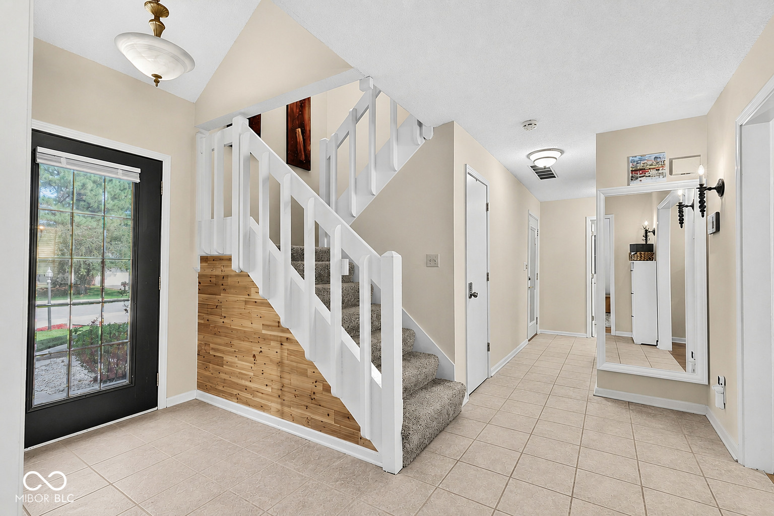 12424 Charing Cross Road Carmel, IN 46033 - Photo 6 of 48