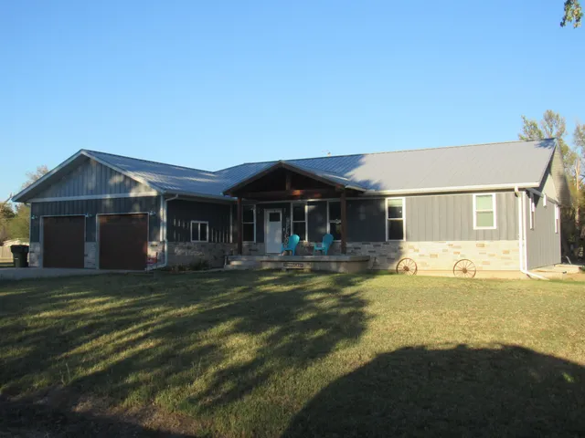 $329,000 | 306 South Colorado Avenue, Burrton, KS 67020