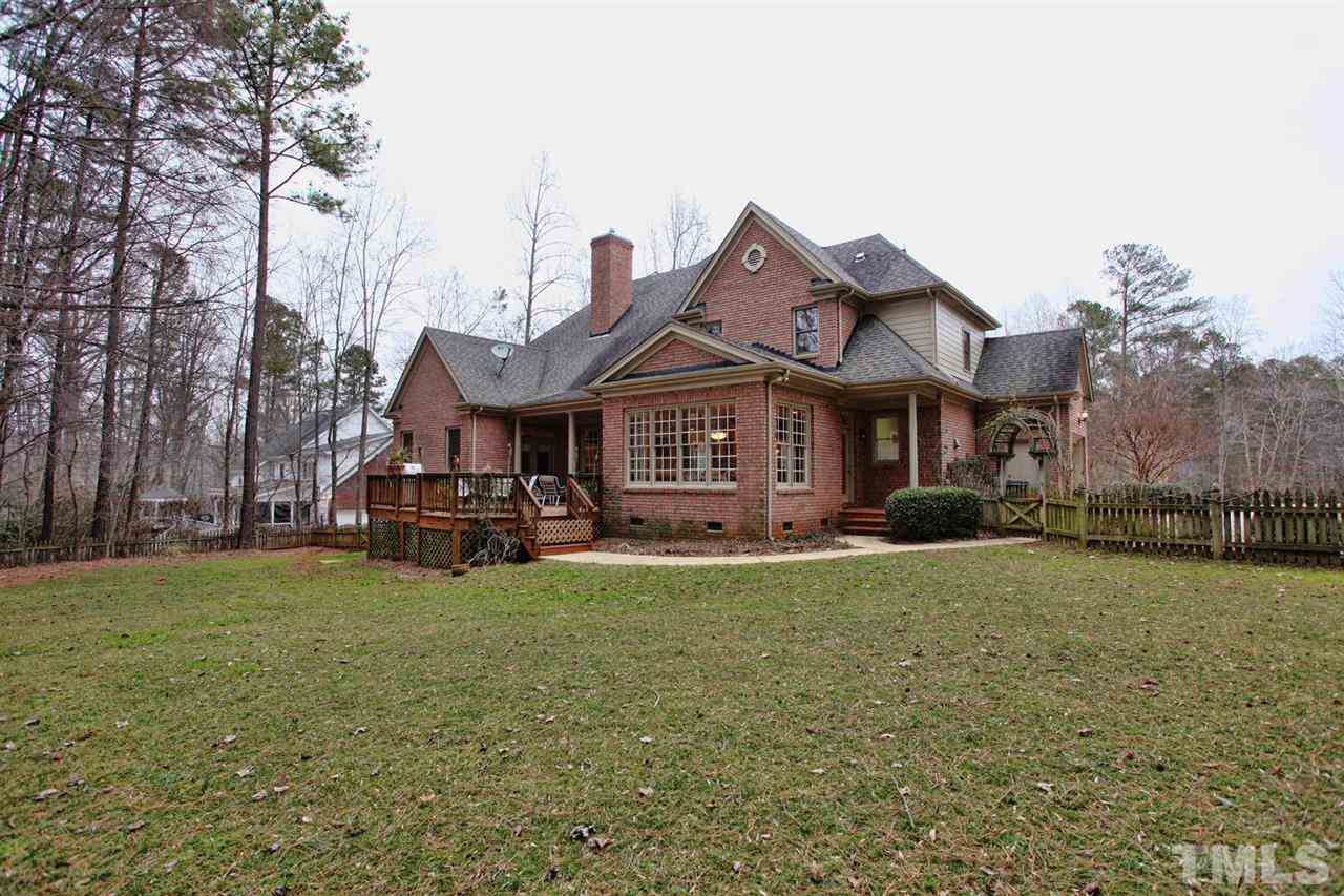 1405 Silverling Way Raleigh, NC 27613 - Photo 25 of 25 a front view of a house with garden