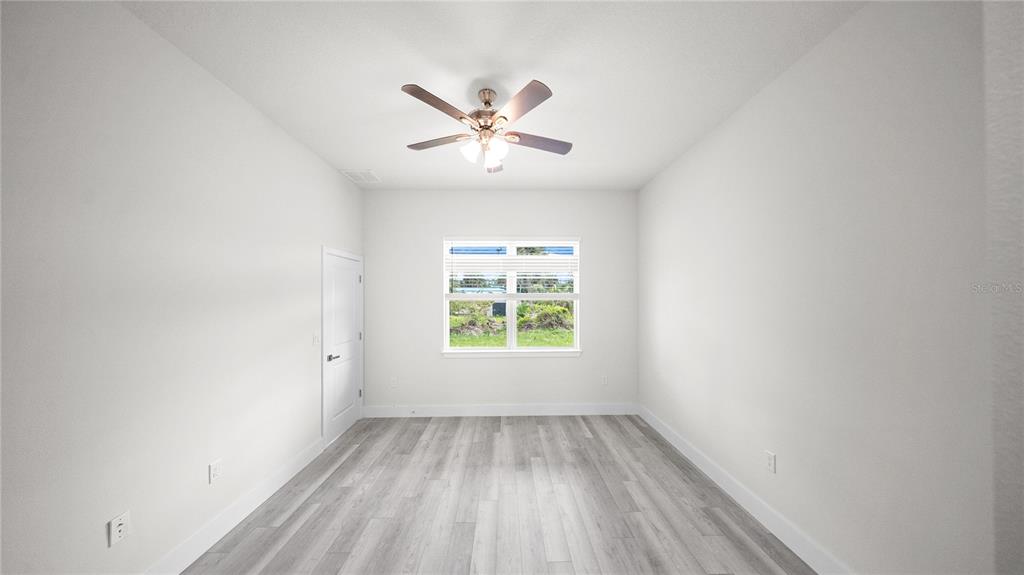 18097 Cochran Boulevard Port Charlotte, FL 33948 - Photo 13 of 57