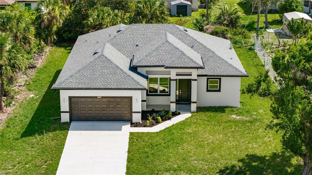 18097 Cochran Boulevard Port Charlotte, FL 33948 - Photo 2 of 57