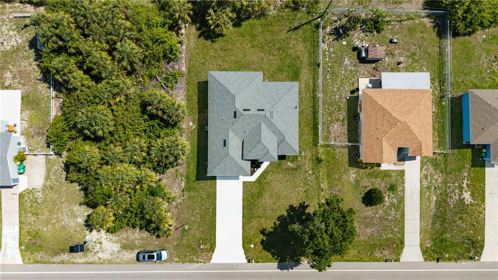 18097 Cochran Boulevard Port Charlotte, FL 33948 - Photo 3 of 57