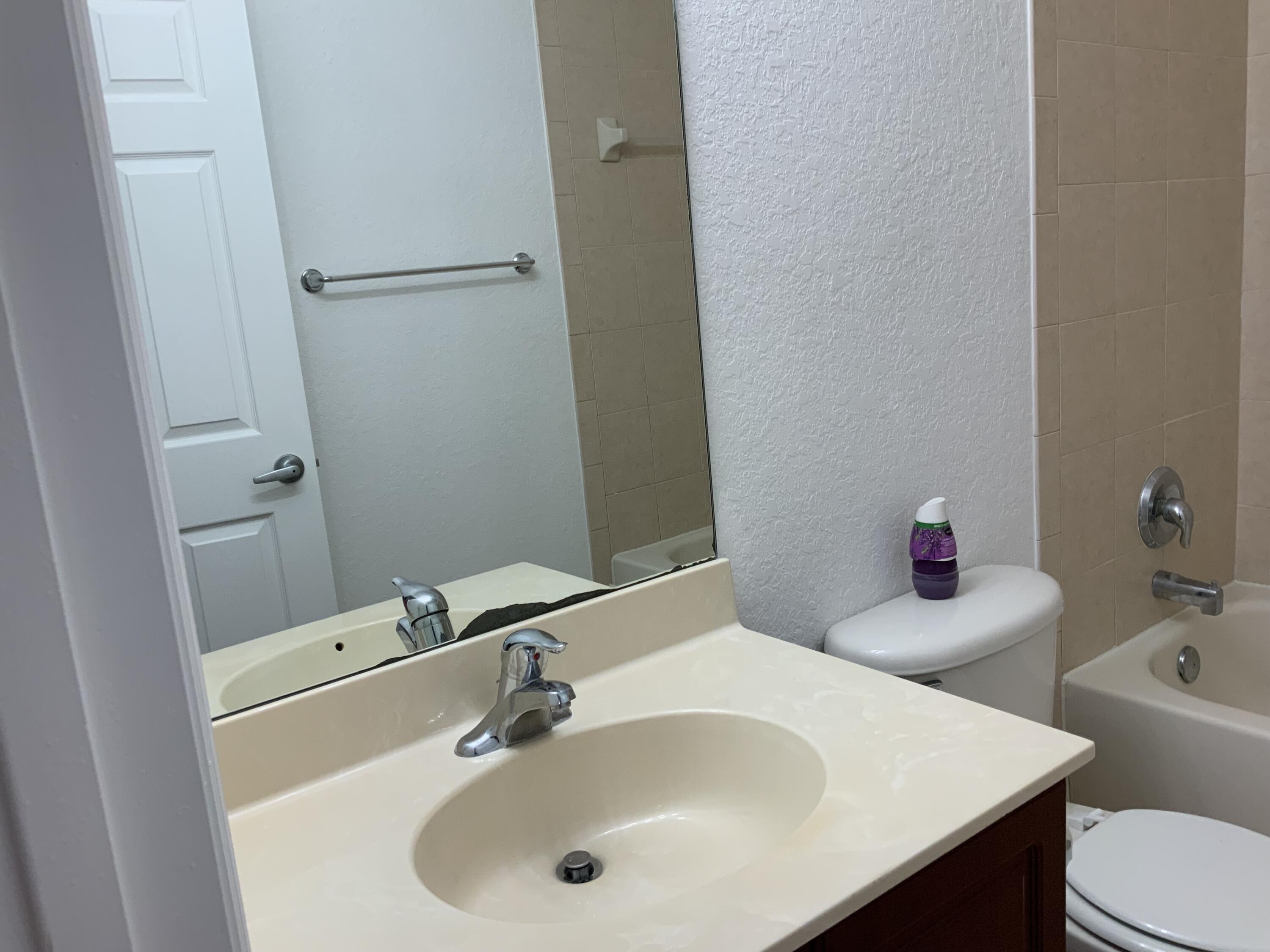 3717 Oleander Terrace Riviera Beach, FL 33404 - Photo 16 of 22 IMG_0418