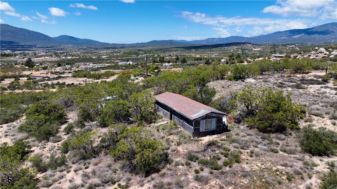 39840 Haupert Road Anza, CA 92539 - Photo 8 of 20 a view of a terrace with a garden