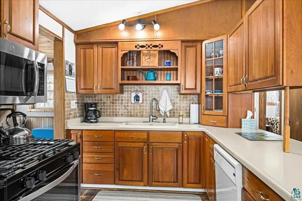 $299,000 | 6202 Highway 73, Floodwood, MN 55736