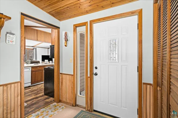 $299,000 | 6202 Highway 73, Floodwood, MN 55736