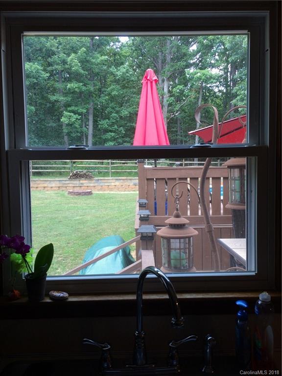 5538 Randolph Road Kannapolis, NC 28081 - Photo 29 of 36 a room that has a bed and a table