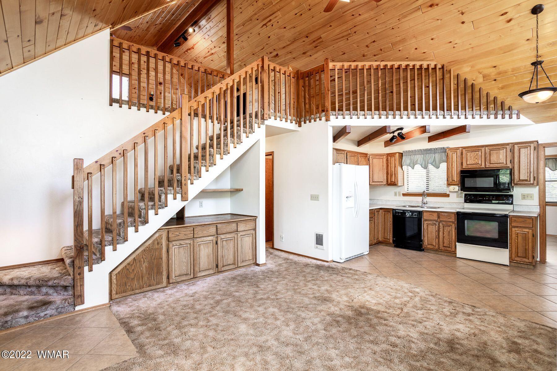 3377 Turkey Run Overgaard, AZ 85933 - Photo 3 of 25 Gallery Image 3