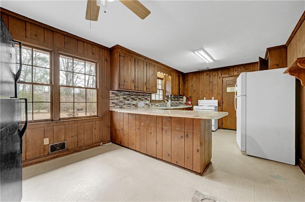 3027 Judylyn Drive Decatur, GA 30033 - Photo 13 of 32