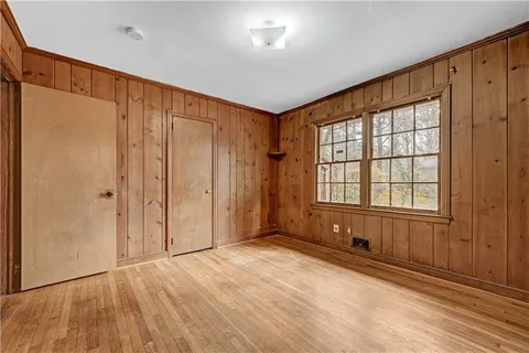 $299,999 | 3027 Judylyn Drive, Decatur, GA 30033