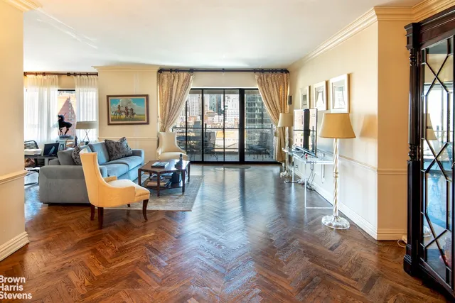 $2,200,000 | 425 East 58th Street, Unit 16A | Sutton Place