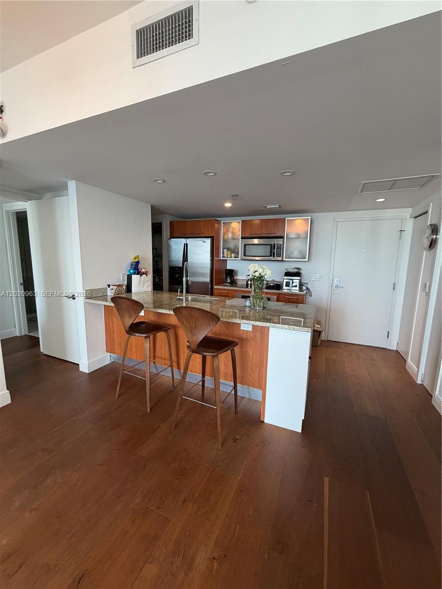 185 Southwest 7th Street, Unit 3209 Miami, FL 33130 - Photo 44 of 54