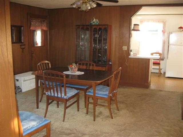 510 Shumway Street Lena, IL 61048 - Photo 4 of 12 Gallery Image 4