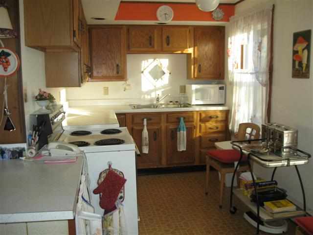 510 Shumway Street Lena, IL 61048 - Photo 7 of 12 Gallery Image 7