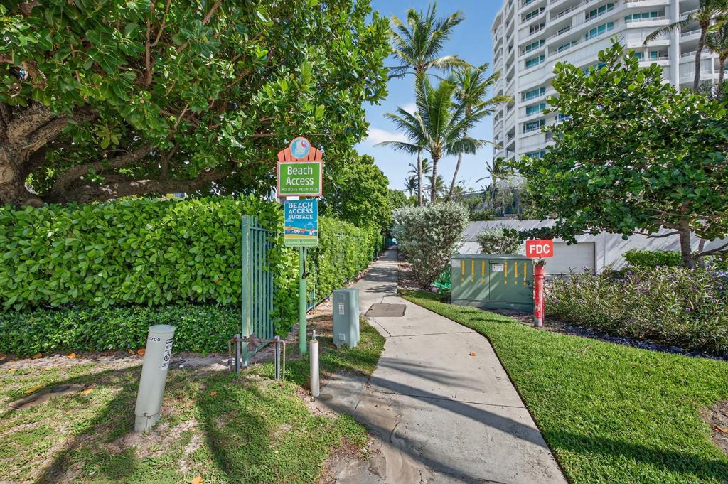 1541 South Ocean Boulevard, Unit 405 Lauderdale-by-the-Sea, FL 33062 - Photo 38 of 57 a view of yard