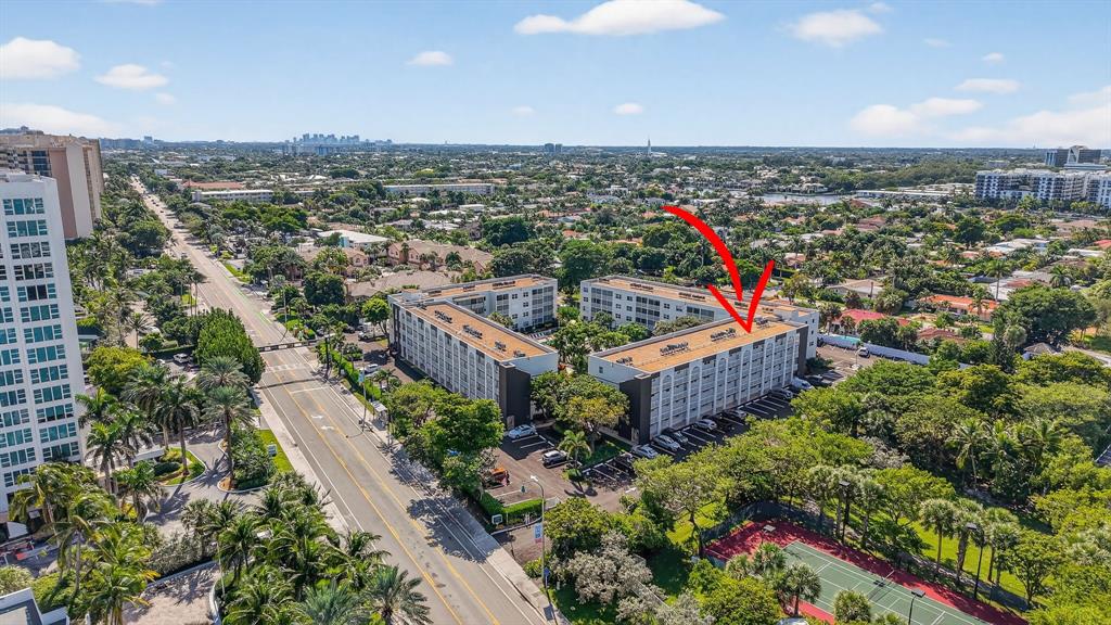 1541 South Ocean Boulevard, Unit 405 Lauderdale-by-the-Sea, FL 33062 - Photo 48 of 57 a view of a city