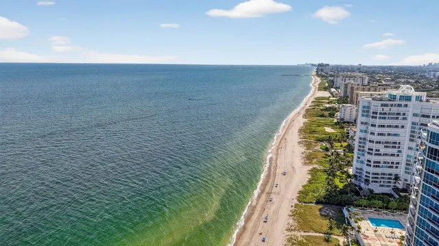 $329,000 | 1541 South Ocean Boulevard, Unit 405, Lauderdale-by-the-Sea, FL 33062